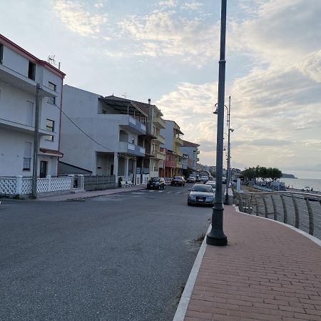 Un Posto Al Sole Bed & Breakfast Torretta  Exterior photo