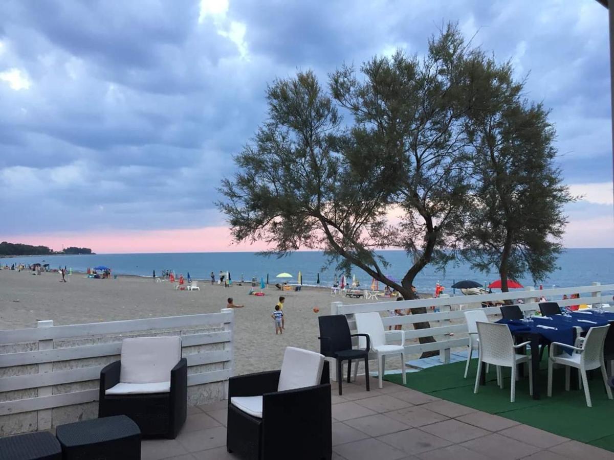 Un Posto Al Sole Bed & Breakfast Torretta  Exterior photo